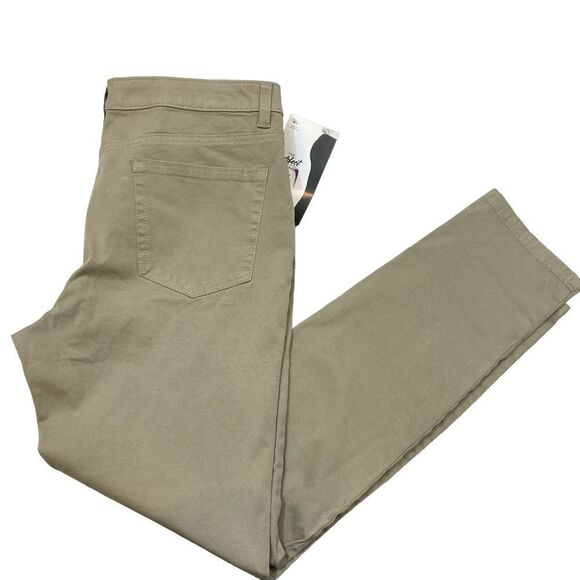 New With Tags Ladies Dickies The Perfect Shape Pants Khaki Size 12/13 - Picture 4 of 8